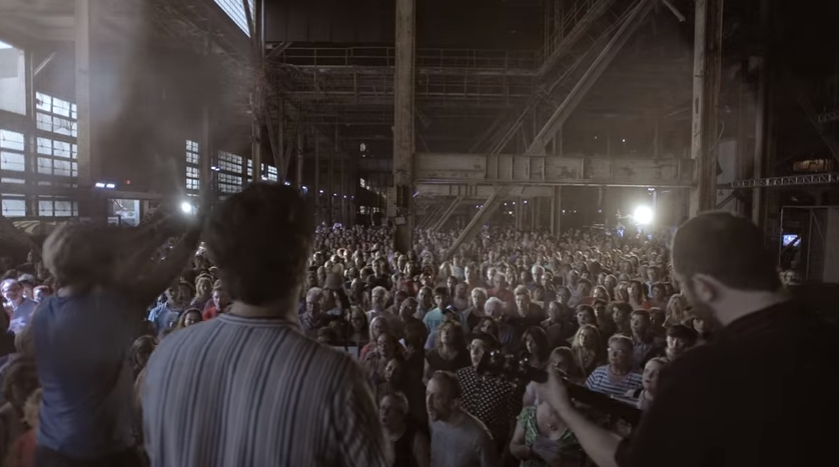 1500 Menschen singen HALLELUJAH!